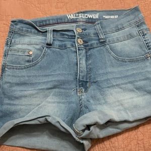 High waste shorts